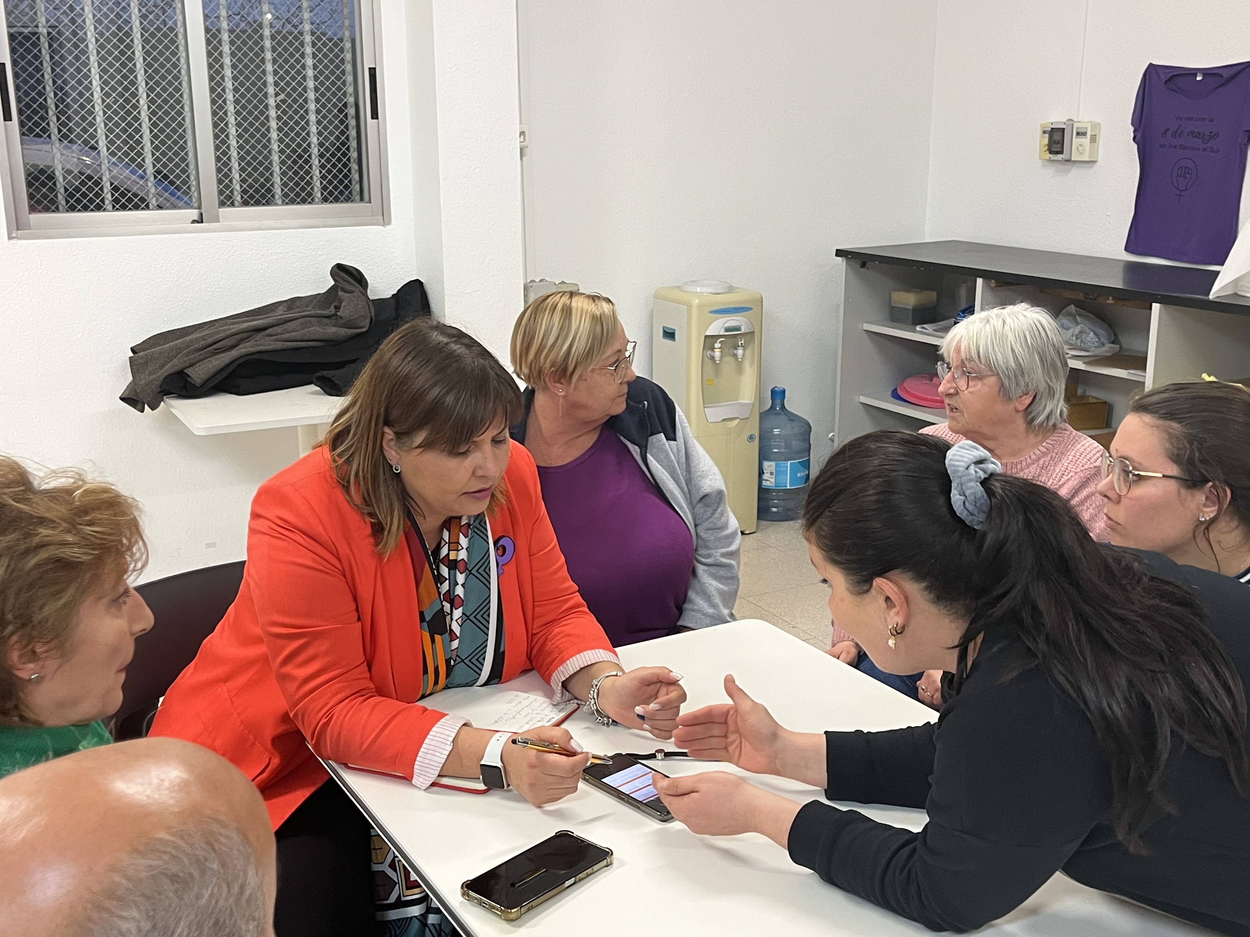 El PSPV denuncia el abandono a los vecinos y vecinas de Roquetes y pide solucionar los accesos