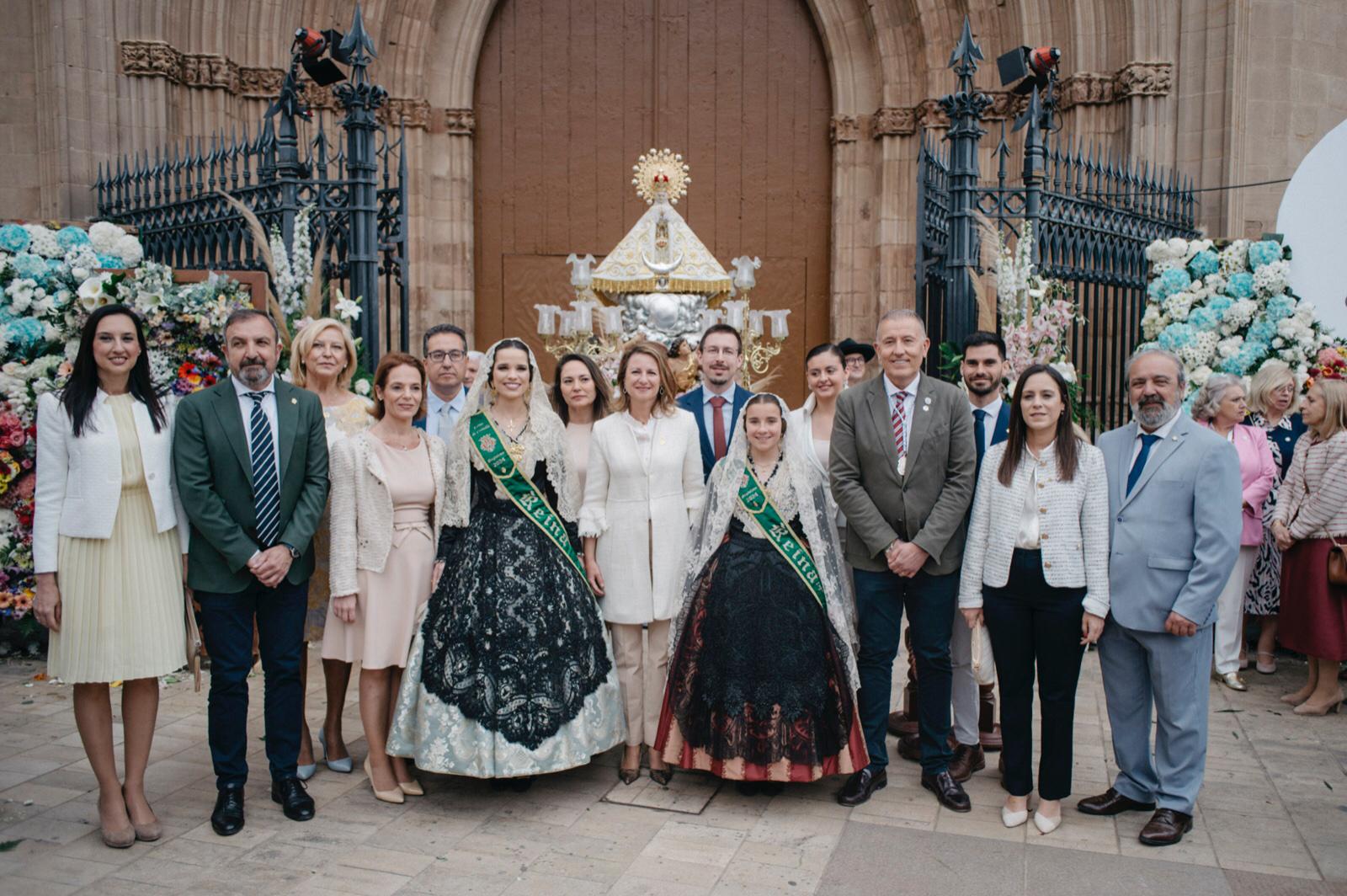 Quasi 4.000 castellonencs es bolquen en l'ofrena a la patrona, la Mare de Déu del Lledó, pel Centenari de la Coronació