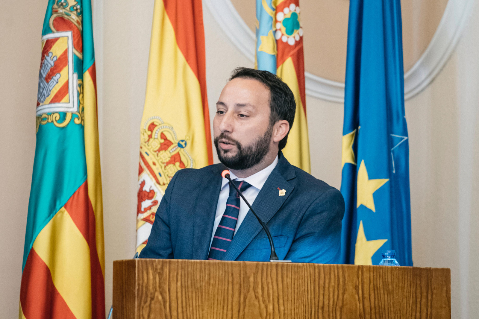 ​​​​​​​  Ayuntamiento y vendedores del Mercado Central acuerdan el traslado al mercado provisional tras la Navidad aprovechando al máximo la campaña comercial más importante del año