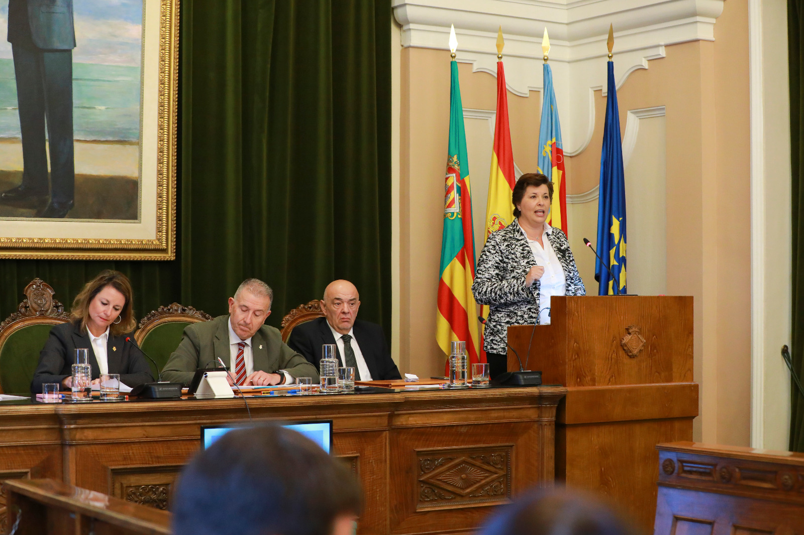 Begoña Carrasco oculta información sobre las multas de Cristian Ramírez por aparcar mal en zona azul